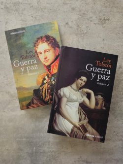 SET GUERRA Y PAZ
